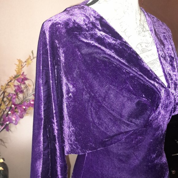 NWT Bridge Violet Velvet Open Back Tie Long Sleeve Zip Dolman Sleeve Party Dress - Picture 4 of 14